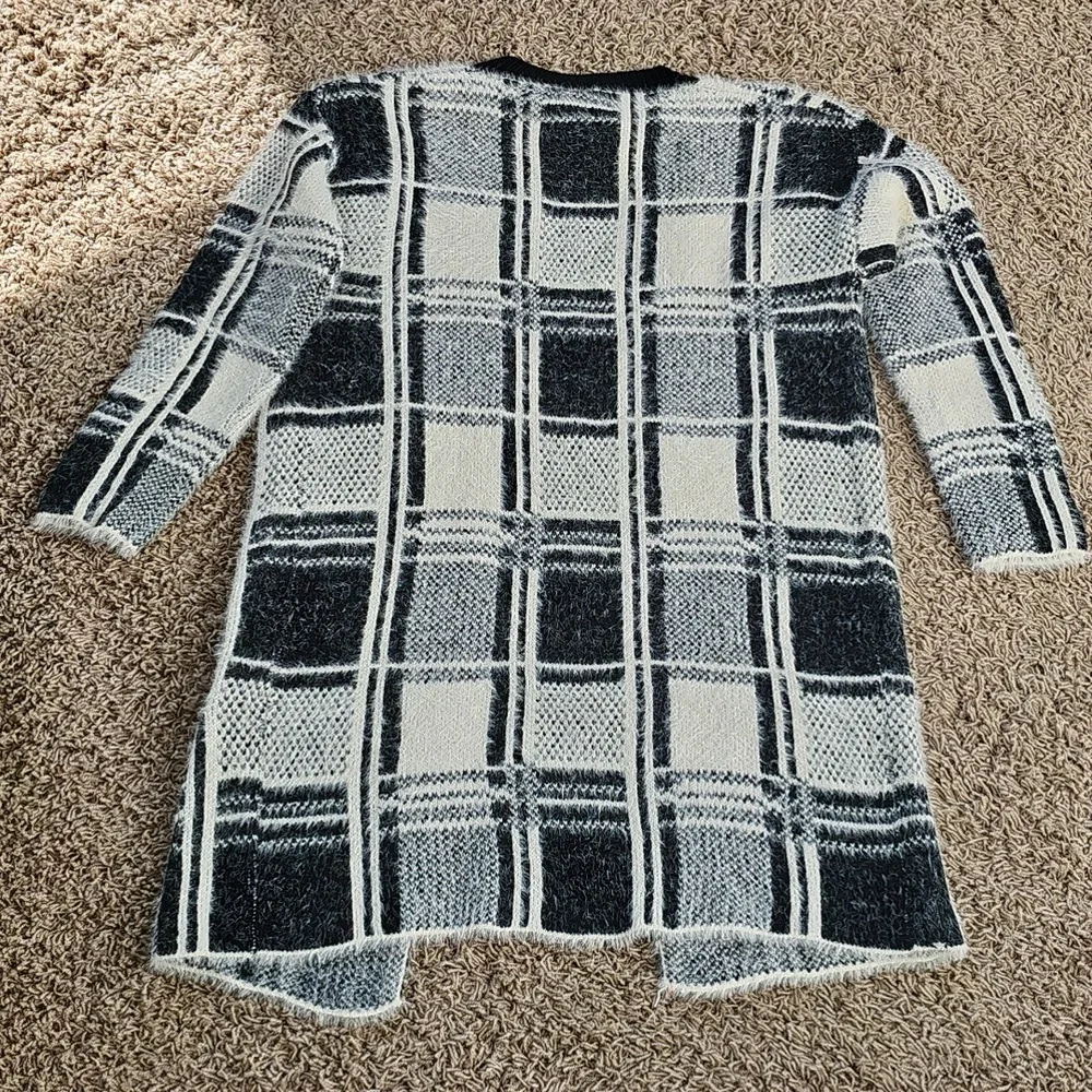 NWT Love by Design Matchmaker Cardigan Sweater Plaid Jacquard Medium Long Knit